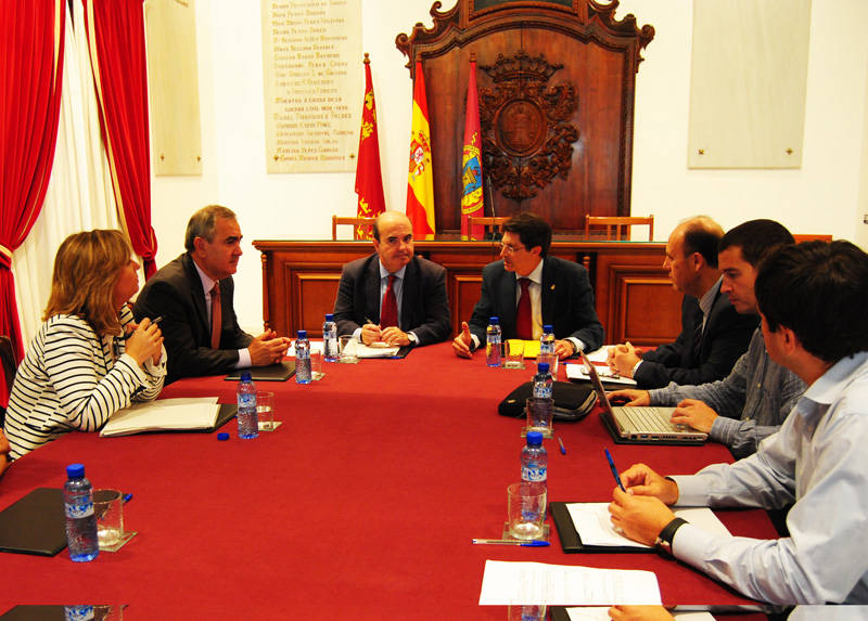 El Gobierno cofinanciará la recuperación de las infraestructuras públicas locales de Lorca afectadas por el seísmo<br/>