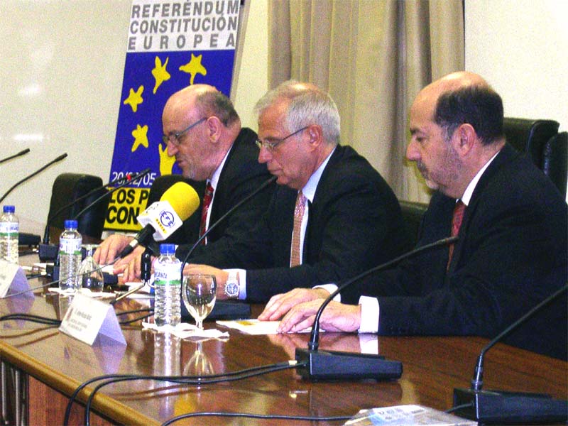 El presidente del Parlamento Europeo, Josep Borrell, inaugura las Jornadas sobre la Constitución Europea en el Instituto Nacional de Administración Pública (INAP)