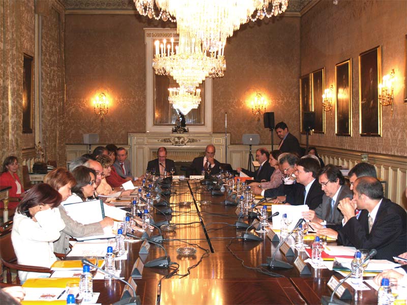 El ministro de Administraciones Públicas, Jordi Sevilla, ha presidido la reunión del Consejo Superior de Informática (CSI)
