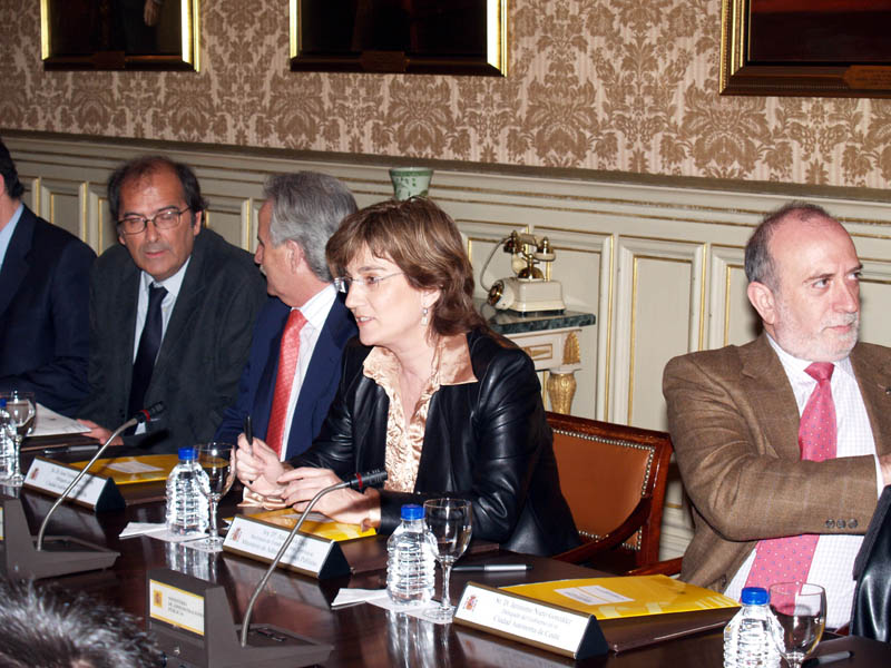 El Gobierno propone a Ceuta y Melilla la creación de una Comisión Conjunta que aborde los problemas de ambas ciudades