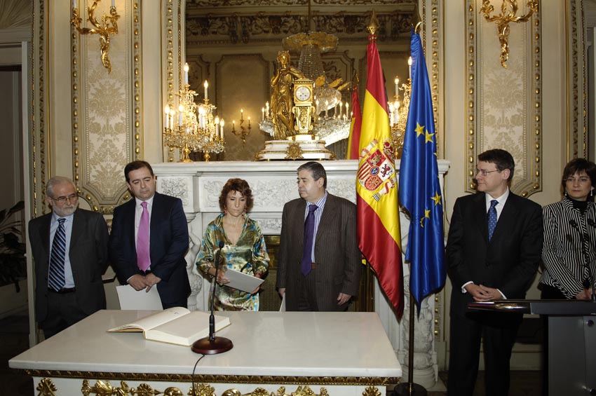 Jordi Sevilla preside la toma de posesión de altos cargos en el MAP