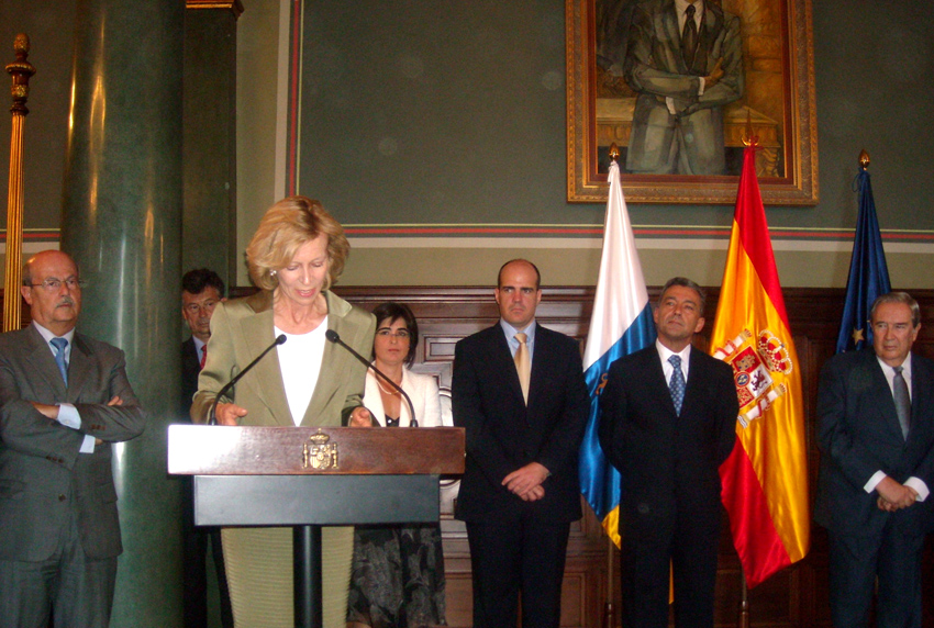 Elena Salgado ha presidido en Las Palmas la toma de posesión de la nueva Delegada del Gobierno en Canarias