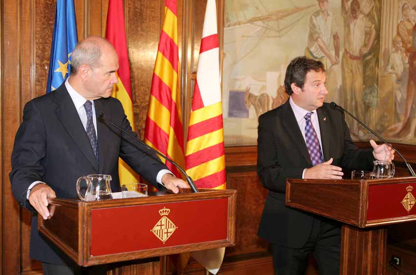 Chaves visita obras del Fondo Estatal de Inversión Local en Barcelona y Badalona