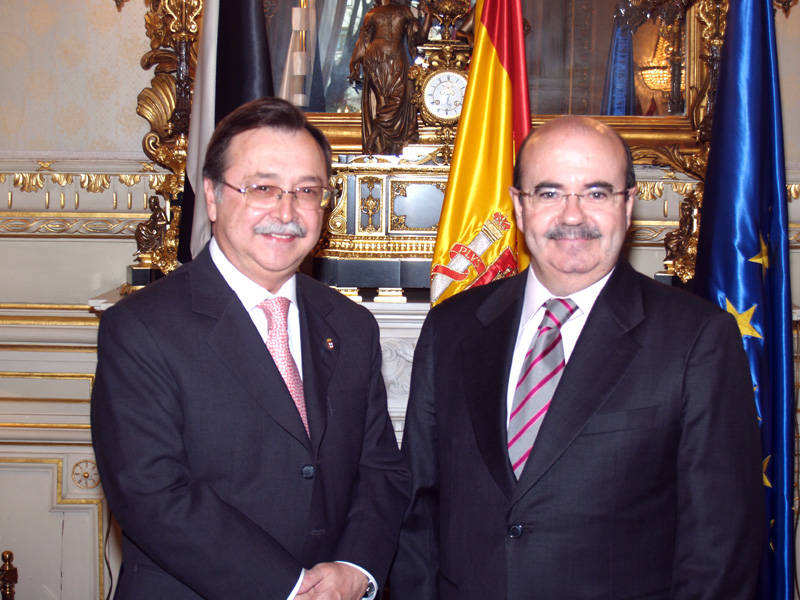 Gaspar Zarrías se reúne con el presidente de Ceuta