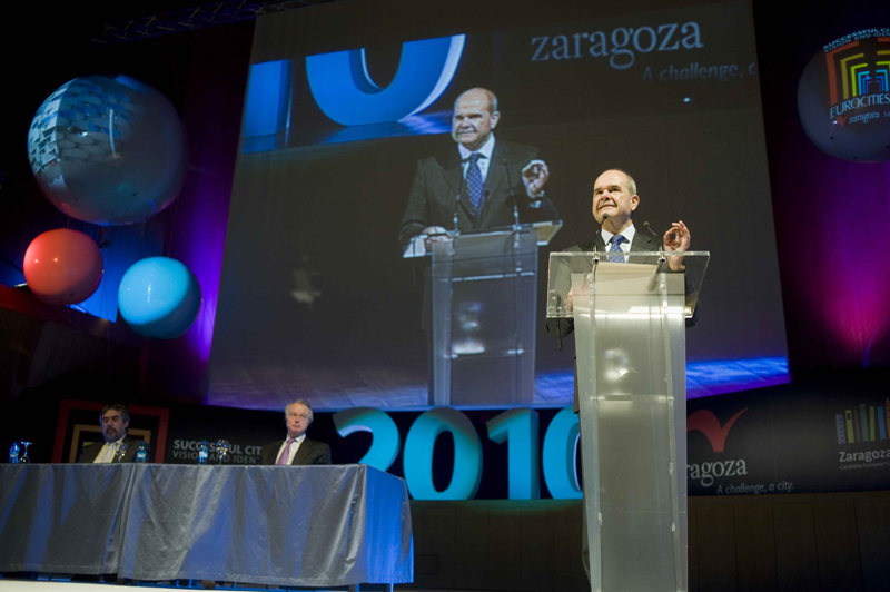 El vicepresidente tercero del Gobierno inaugura en Zaragoza la asamblea general de Eurocities