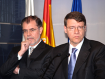 El Gobierno transfiere a 
Cantabria la gestión de Justicia

