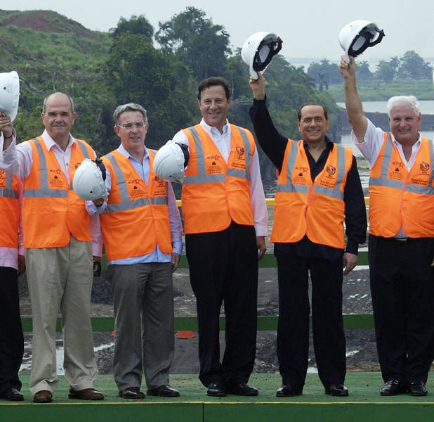El vicepresidente participa en la inauguración de las obras del Canal de Panamá, que ejecuta un consorcio liderado por una empresa española