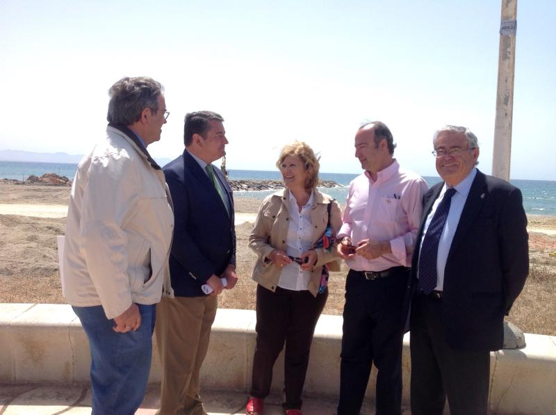 Sanz destaca que el Plan Litoral prevé la construcción de 20 espigones y actuaciones en 9 municipios de la provincia de Almería
