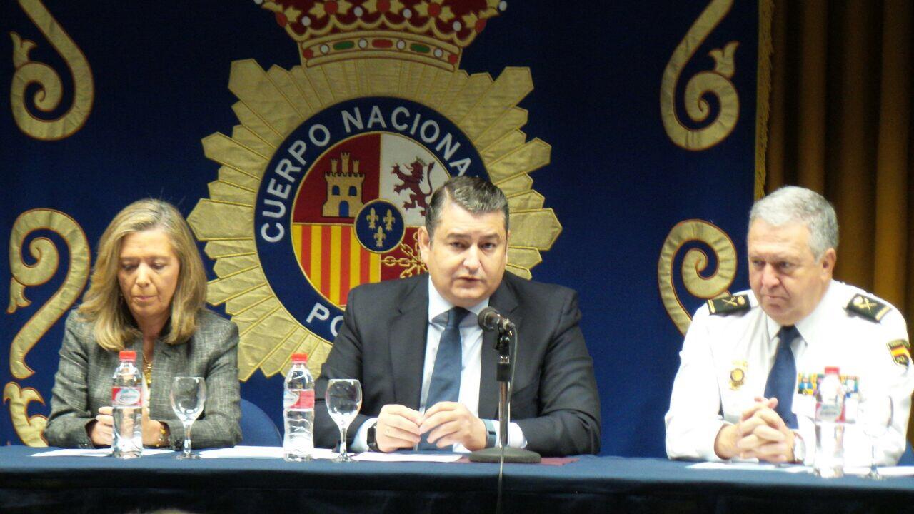 Sanz destaca “los avances policiales” en la lucha contra la discriminación y los delitos de odio