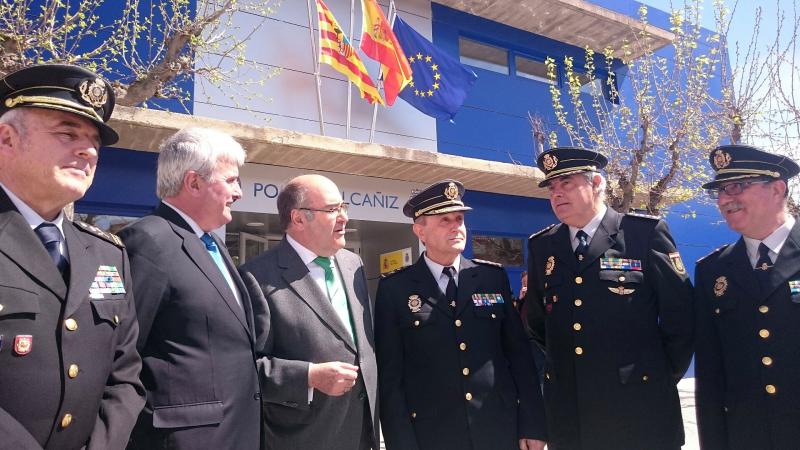 El delegado del Gobierno visita las nuevas dependencias de la Policía Nacional en Fraga y Alcañiz