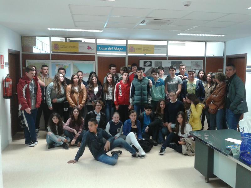 Alumnos del I.E.S. Río Trubia de Oviedo han visitado las instalaciones del Servicio Regional del Instituto Geográfico Nacional en Oviedo