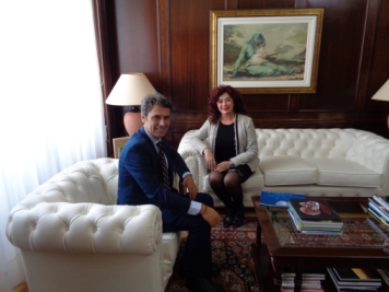 El delegado del Gobierno se reúne con la presidenta de la Zona Especial Canaria 