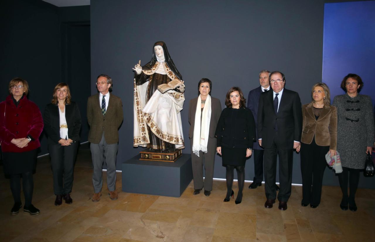 La vicepresidenta del Gobierno visita la exposición ‘Nada temas, dice ella’ en el Museo Nacional de Escultura