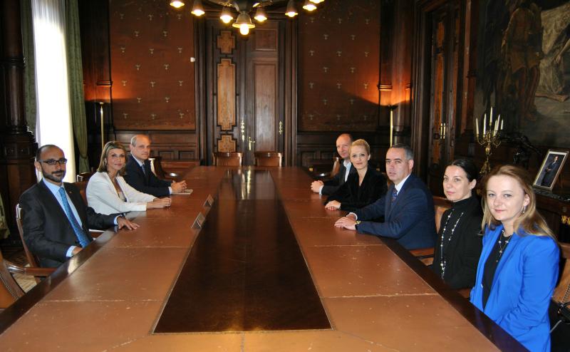 Reunión de la Delegada con representantes del Gobierno de Rumanía 