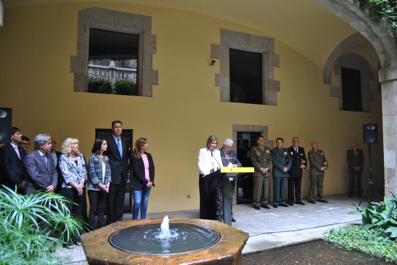 La Delegada del Gobierno celebra la Diada en el Archivo de la Corona de Aragón