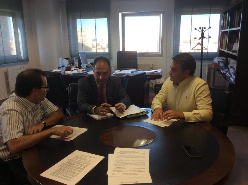 El subdelegado del Gobierno en Valencia se reúne con el alcalde de Chulilla