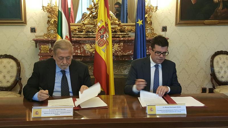 Firma del convenio de colaboración entre la Administración General del Estado y la Comunidad Autónoma de La Rioja.